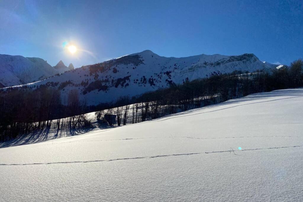 Апартаменты Logement 4/6 Personnes A La Montagne Avec Piscine Сен-Сорлен-д'Арв Экстерьер фото