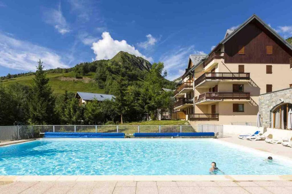 Апартаменты Logement 4/6 Personnes A La Montagne Avec Piscine Сен-Сорлен-д'Арв Экстерьер фото